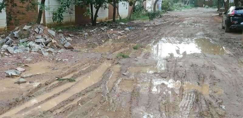 Road that was dug up in Kasavanahalli for laying Cauvery pipeline, but wasn't repaired for long