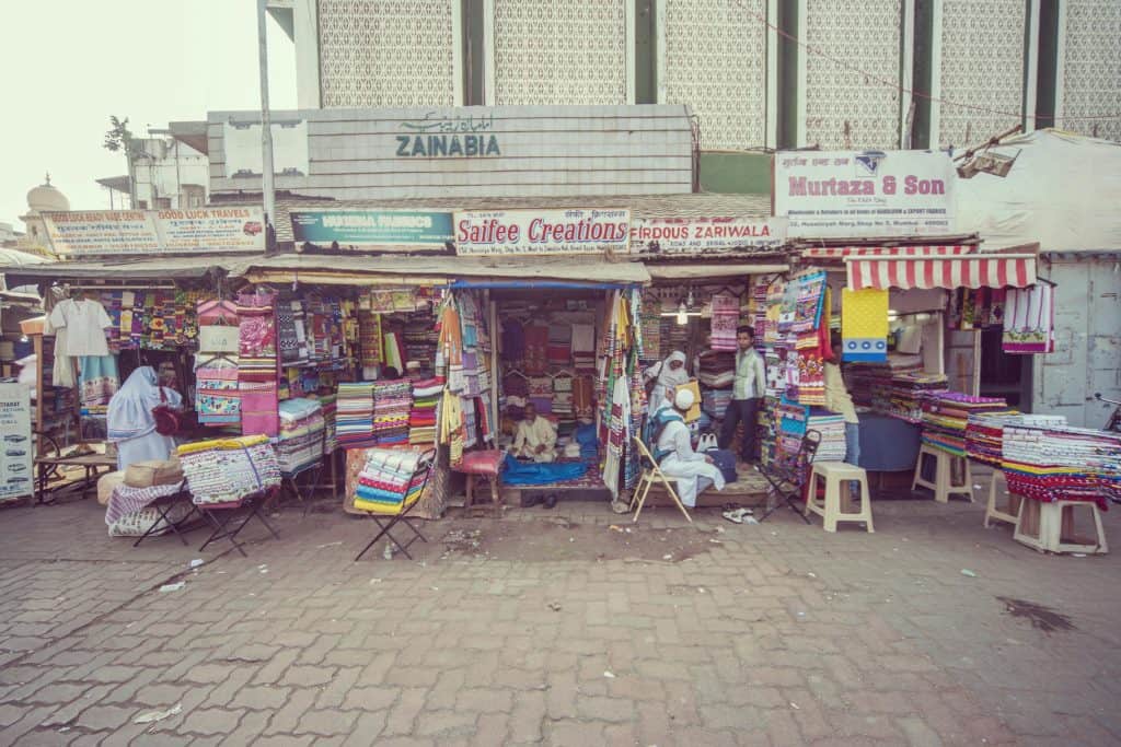 fabric shops of bhendi bazaar