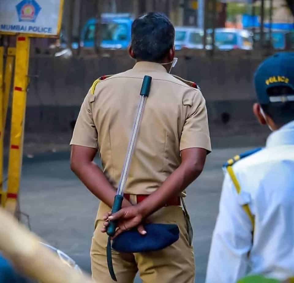 Mumbai police Inspector supervising  blockades
