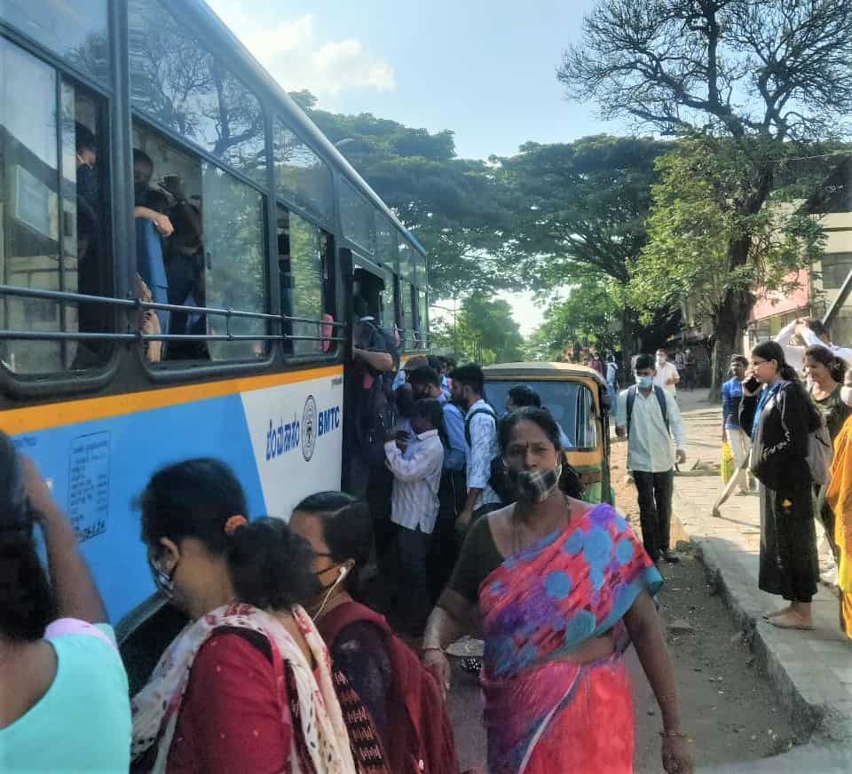 People boarding BMTC bus in Bengaluru
