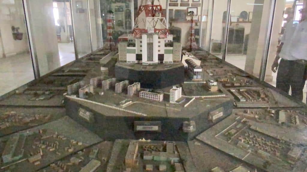 table top model of famous bus terminals in Mumbai to showcase how it accommodated large influx of workers