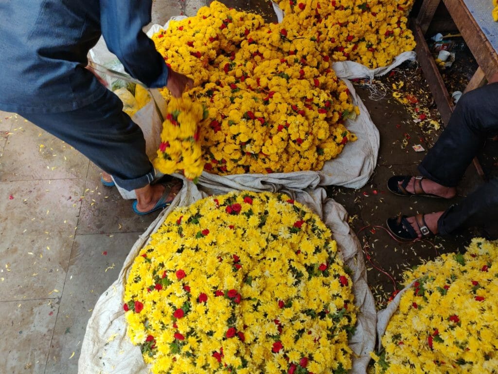 Flower seller KR Market