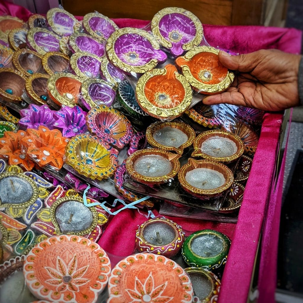 Different types of diyas for sale 