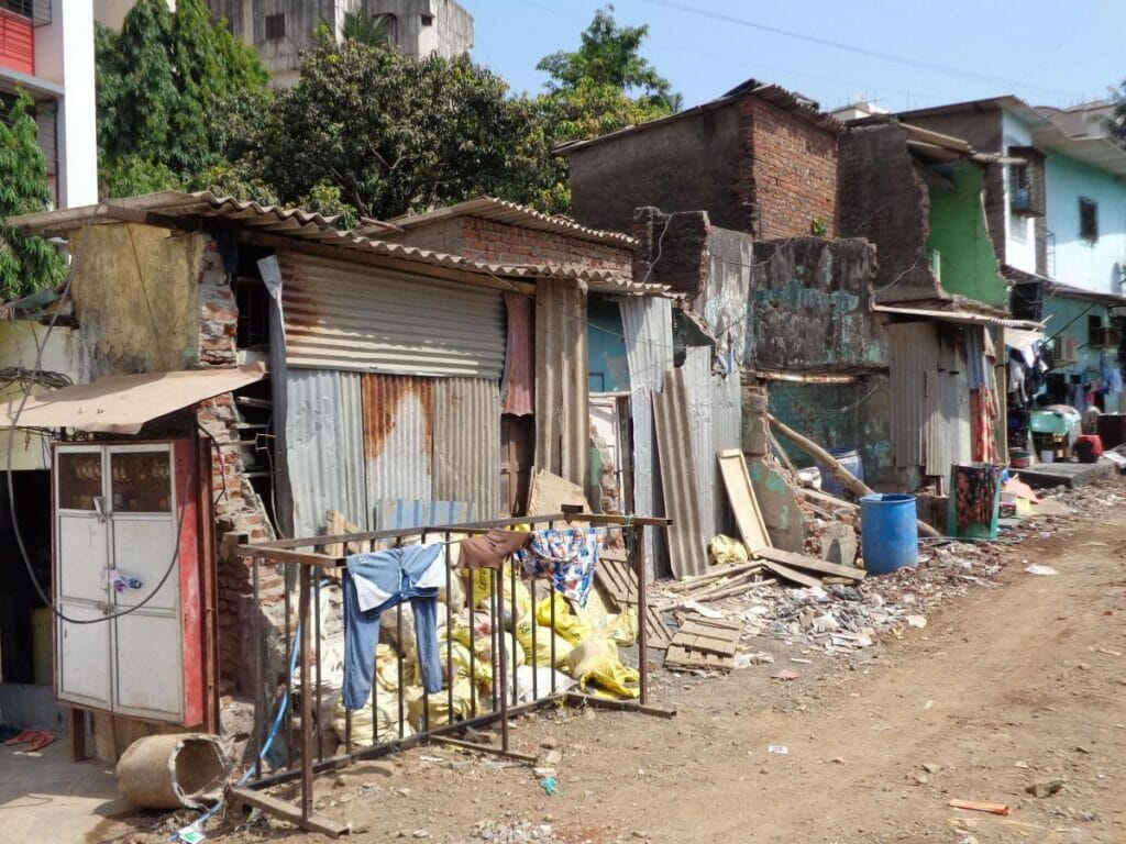 houses under demolition at Marol