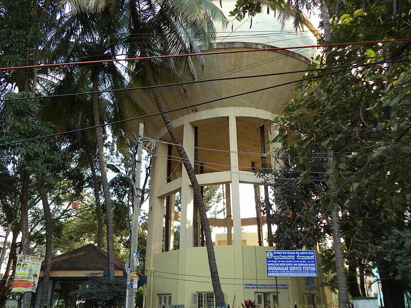 A water tank in Bengaluru. https://commons.wikimedia.org/w/index.php?curid=38072877 