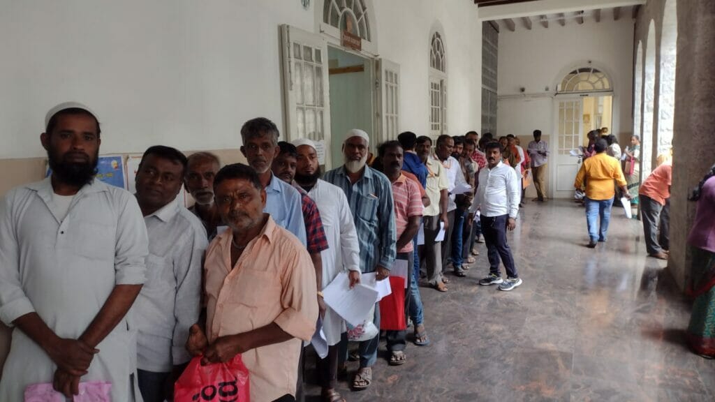 Street vendors lined up outside the BBMP's office to get their licenses renewed. 