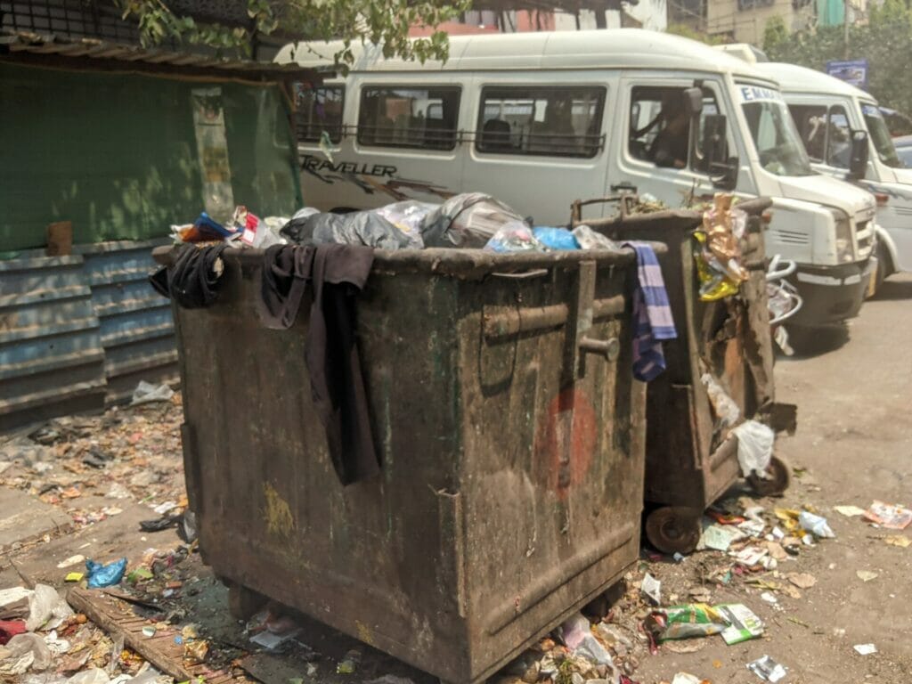 Garbage bin next to Tridha school 