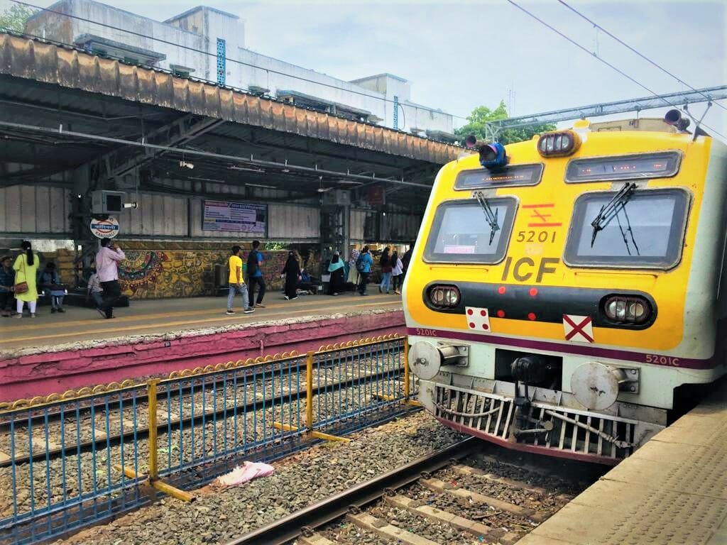 local train at lower parel station