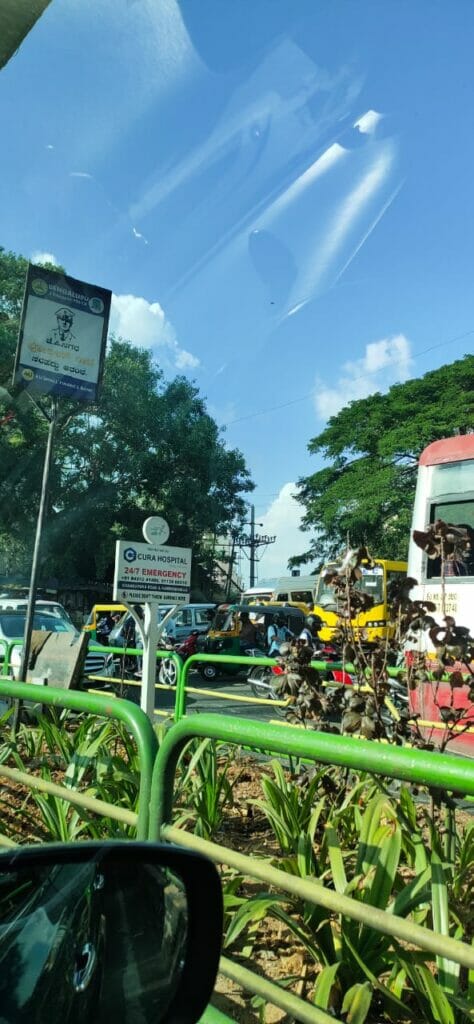 traffic in Kanakapura Road
