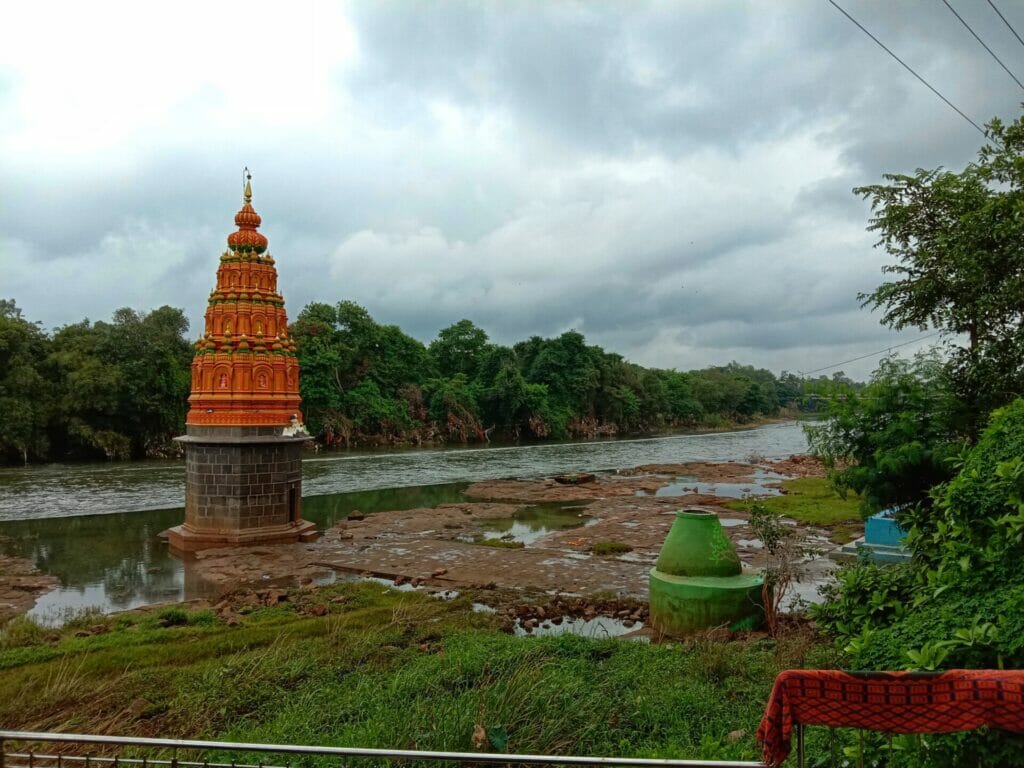 A shrine on the banks of the Mutha River in Pune.