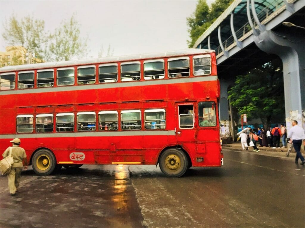One of the last buses, getting ready to leave the depot in Andheri suburbs.